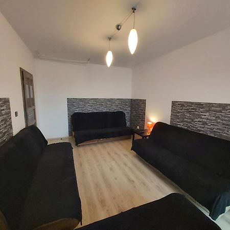 2060 Zwyciestwa 5G - Tanie Pokoje W Apartamencie - Samodzielne Zameldowanie - Self Check In Poznań Exterior foto
