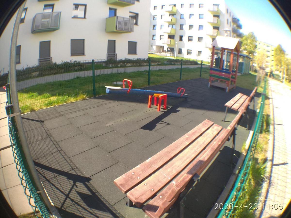 2060 Zwyciestwa 5G - Tanie Pokoje W Apartamencie - Samodzielne Zameldowanie - Self Check In Poznań Exterior foto