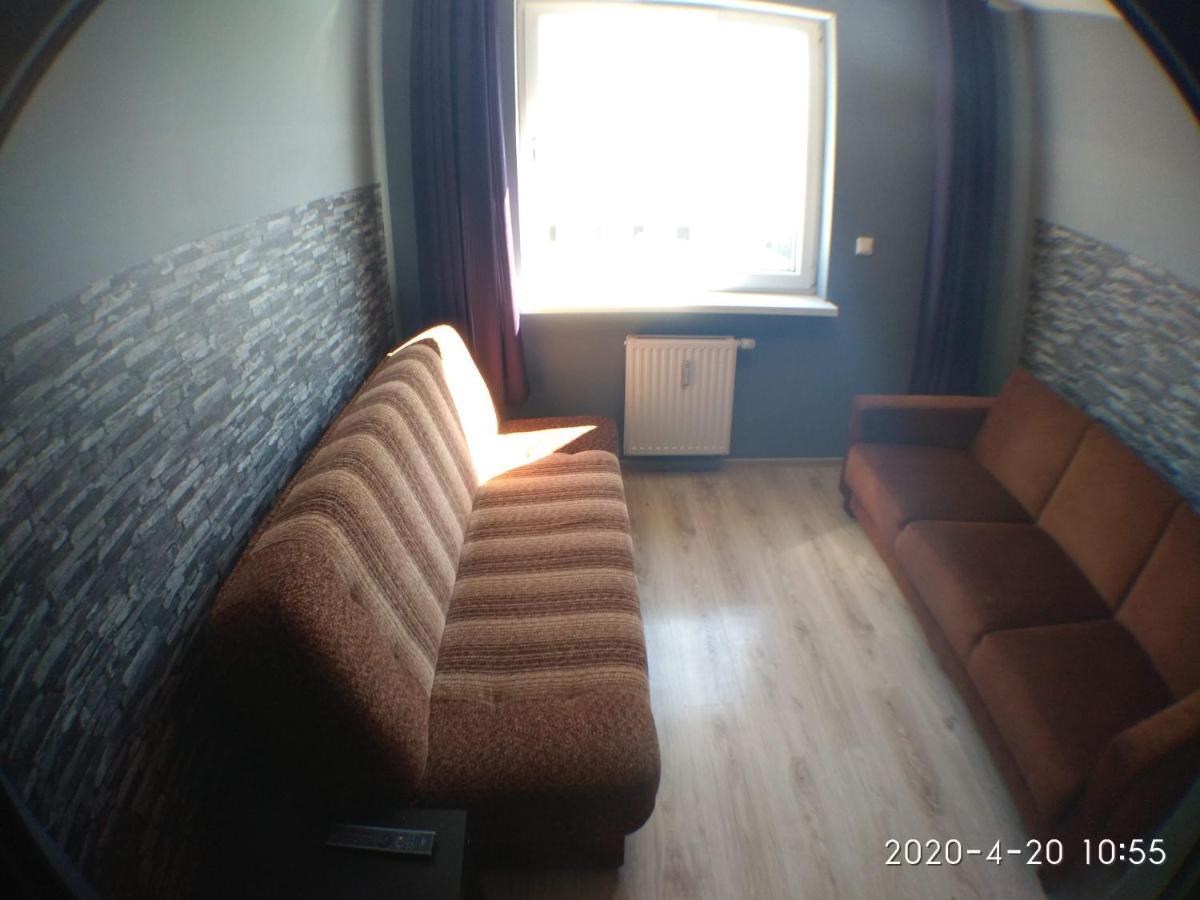 2060 Zwyciestwa 5G - Tanie Pokoje W Apartamencie - Samodzielne Zameldowanie - Self Check In Poznań Exterior foto