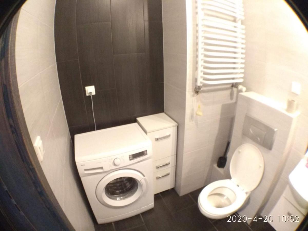 2060 Zwyciestwa 5G - Tanie Pokoje W Apartamencie - Samodzielne Zameldowanie - Self Check In Poznań Exterior foto