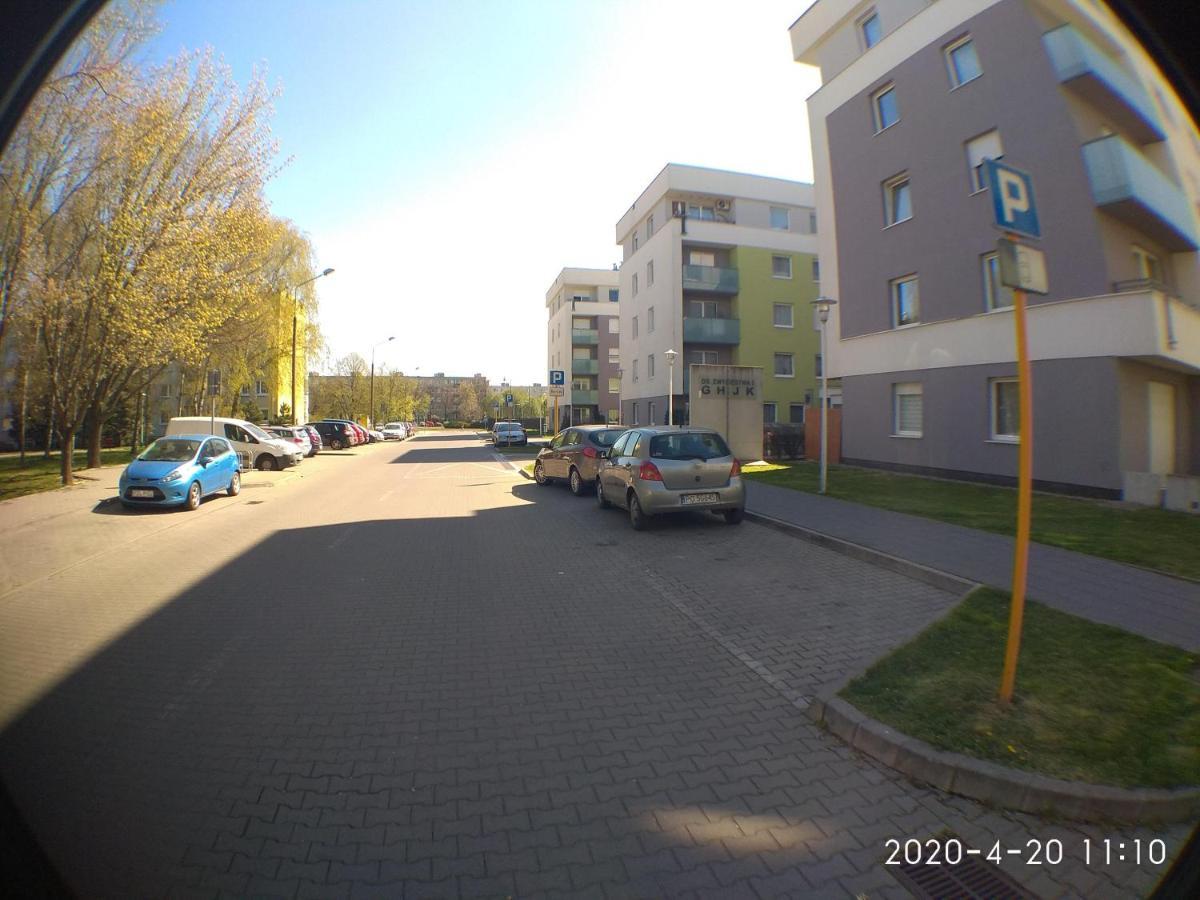 2060 Zwyciestwa 5G - Tanie Pokoje W Apartamencie - Samodzielne Zameldowanie - Self Check In Poznań Exterior foto